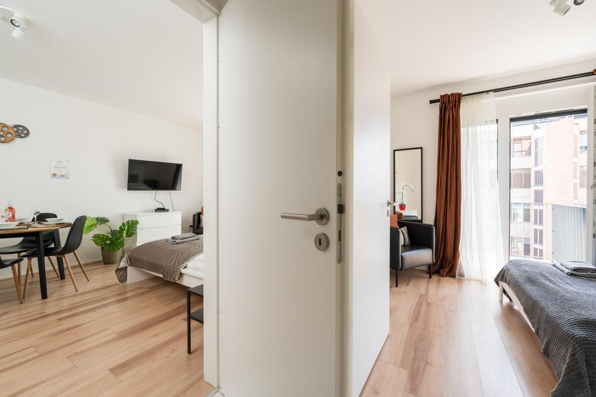 Brand New Modern Apartment-2 Rooms-Balcony-Garage Budapest Exterior photo